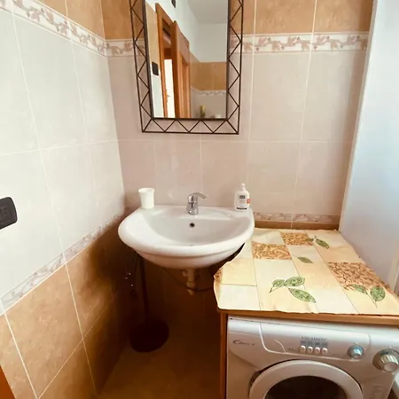 Apartment Bilocale In Posizione *